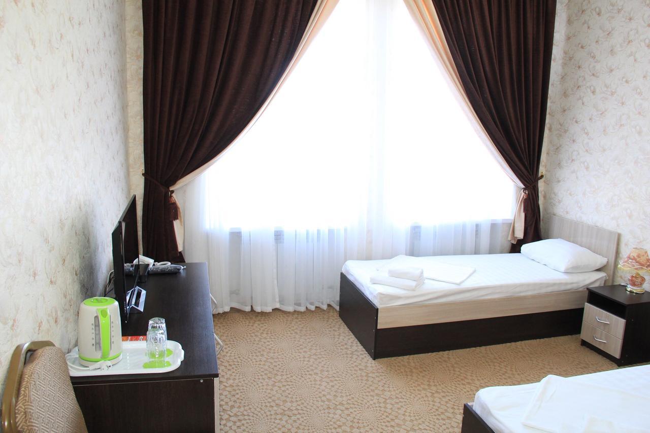 Hotel "Aishadeluxe" Тараз Экстерьер фото